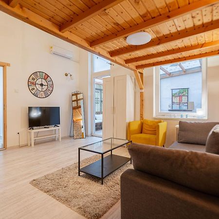 Cosy Flat With Balcony Apartment บูดาเปสต์ ภายนอก รูปภาพ