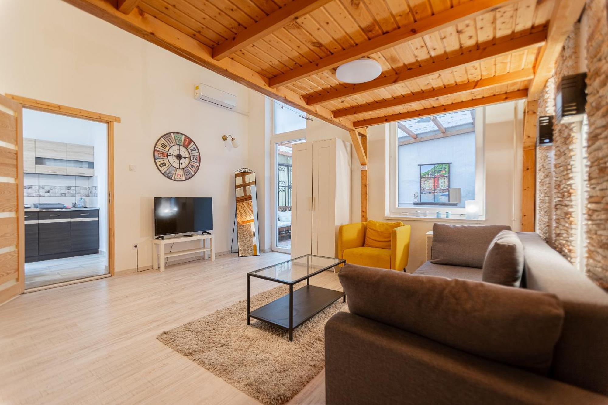 Cosy Flat With Balcony Apartment บูดาเปสต์ ภายนอก รูปภาพ