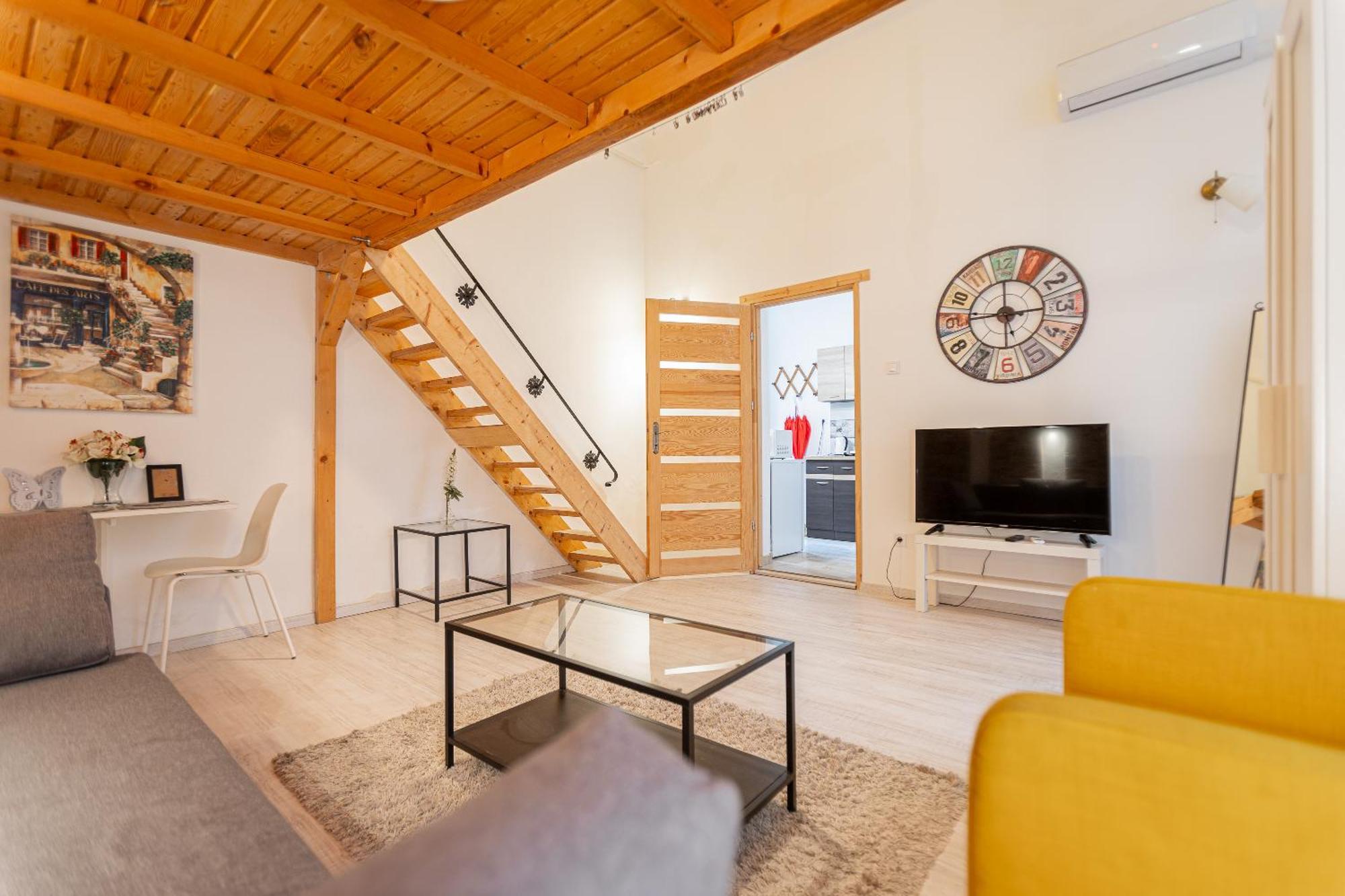 Cosy Flat With Balcony Apartment บูดาเปสต์ ภายนอก รูปภาพ