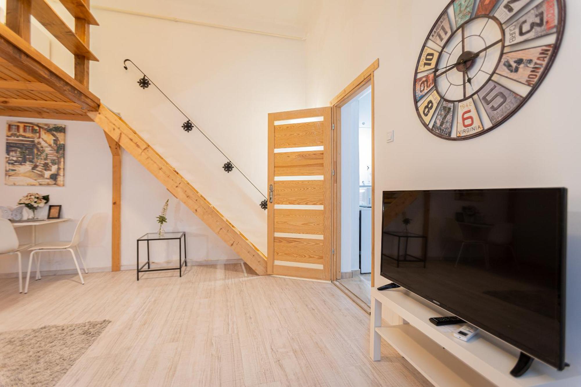Cosy Flat With Balcony Apartment บูดาเปสต์ ภายนอก รูปภาพ