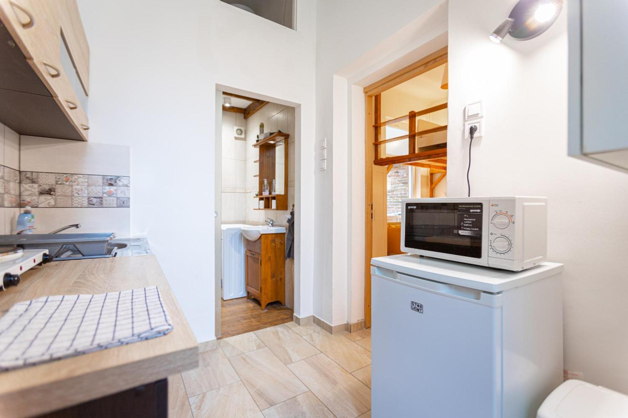 Cosy Flat With Balcony Apartment บูดาเปสต์ ภายนอก รูปภาพ